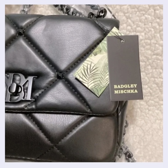 BADGLEY MISCHKA Small Quilted Crossbody Bag, NWT - Picture 2 of 4